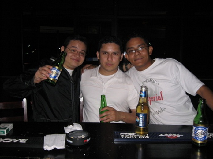 En 220 Bar