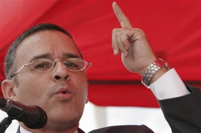 Mauricio Funes candidato presidencial del FMLN