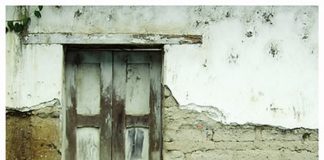 Ventana desvencijada