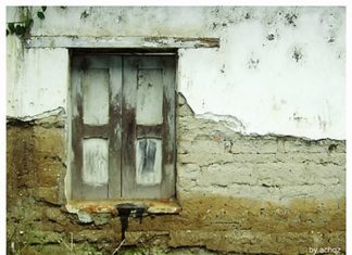 Ventana desvencijada