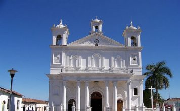 Catedral de Suchitoto