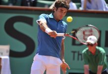 Roger comienza Roland Garros con pie derecho