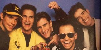 La puerta del colegio