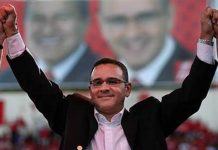 Mauricio Funes en el Cuscatlán